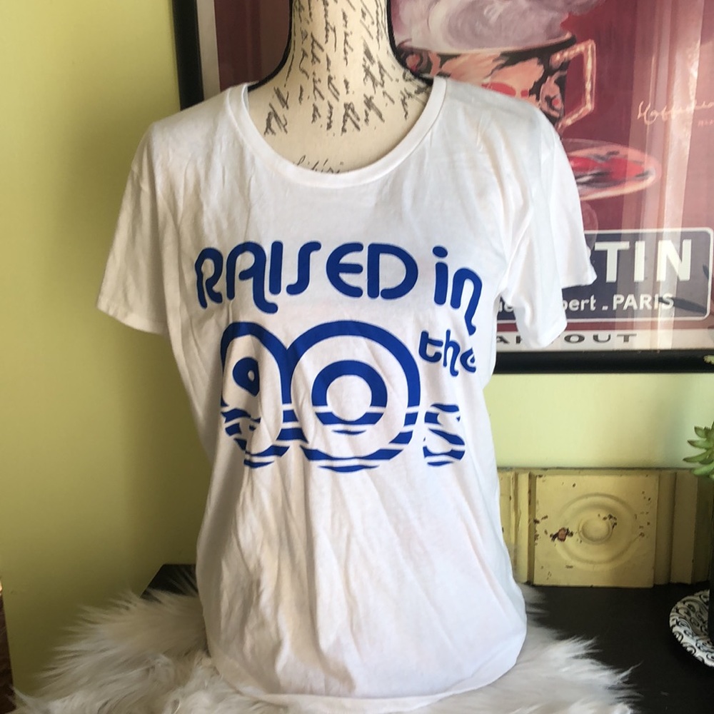 90’s tee - Picture 2 of 5
